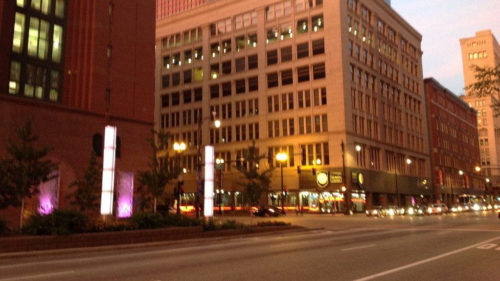 Street-level low light example from Downtown Chicago Loop River North, cropped to show the local street context.