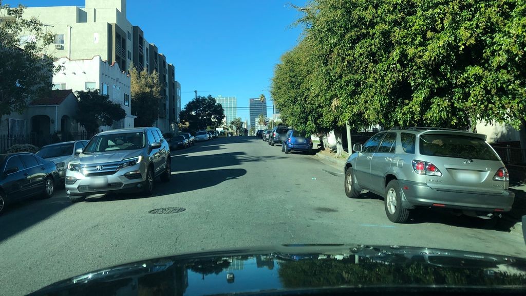 Street-level daytime example from Koreatown Mid Wilshire La, cropped to show the local street context.