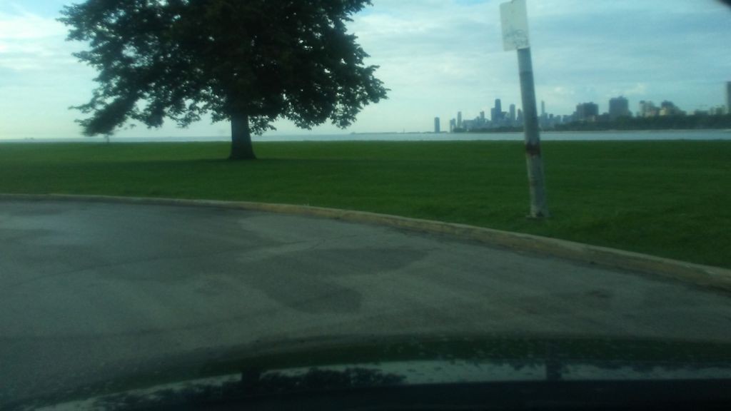 Street-level daytime example from Lakefront Lincoln Park Chicago, cropped to show the local street context.